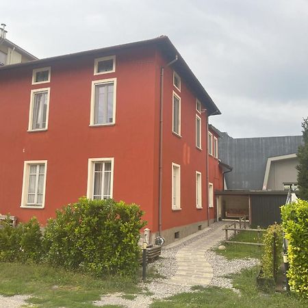 B&B Red House Garlate Luaran gambar